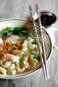 FLOUR CAKE SOUP / MEE HOON KUEH