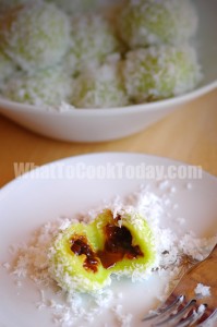 ONDE ONDE/ SWEET GLUTINOUS RICE BALLS