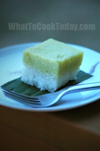 SERI MUKA/ GREEN AND WHITE RICE CUSTARD