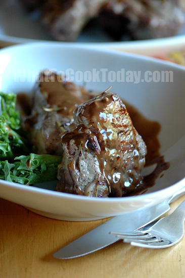 HONEY-BALSAMIC LAMB CHOPS HONEY-BALSAMIC LAMB CHOPS