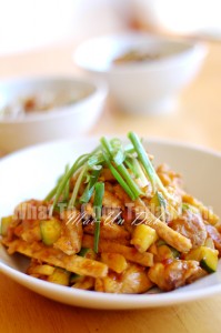 SPICY CHILI CHICKEN/MAE-UN DAK
