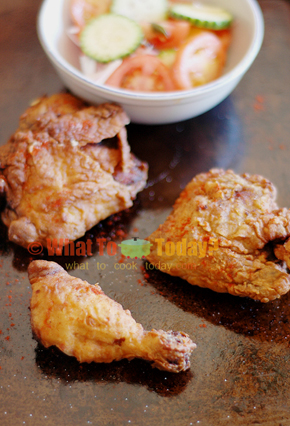 FRIED CHICKEN AND SALAD