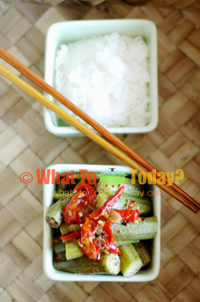 SPICY OKRA/ LADY'S FINGER STIR-FRY