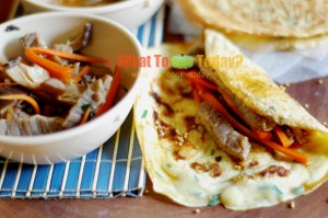 STIR-FRIED MONGOLIAN STEAK WITH CHILI-CHIVE CREPES