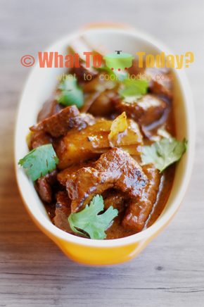 BEEF WITH ARTICHOKE HEARTS