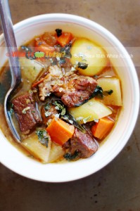BEEF STEW WITH WHITE RADISH