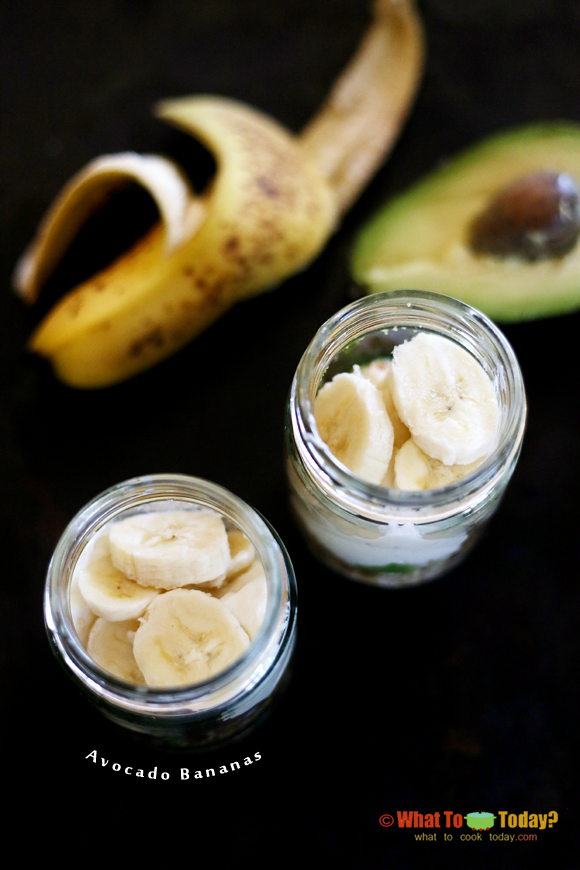 REFRIGERATED RAW OATMEAL Refrigerated raw oatmeal (overnight oats). Creamy and convinient for healthy nutritious breakfast