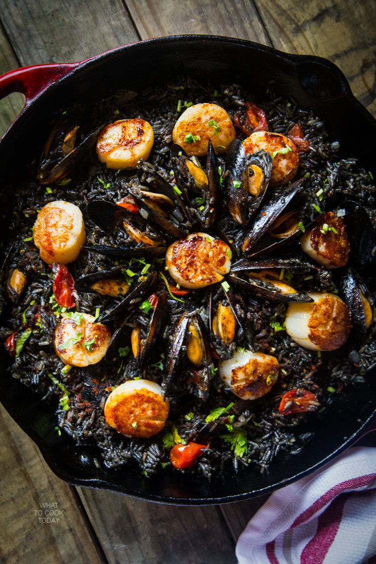 squid-ink-seafood-paella-what-to-cook-today