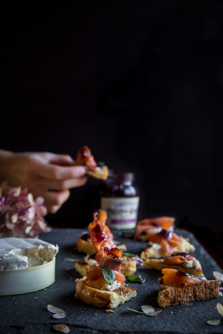 What To Cook Today: Smoked salmon canapé. Easy delicious party food #ad #EasyHolidayEats