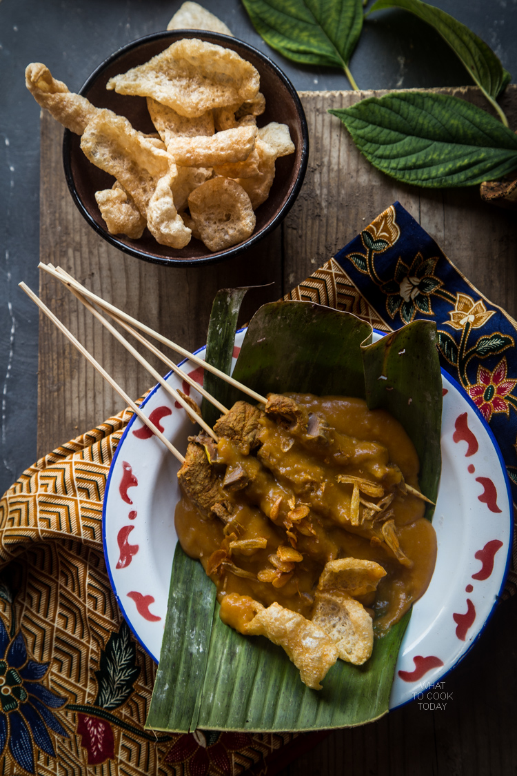 Sate padang (West Sumatra Satay)