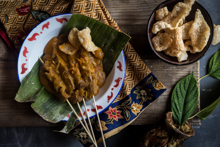 Sate padang (West Sumatra Satay)