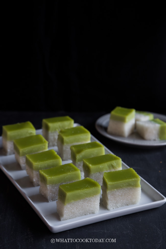 Kuih Seri Muka / Kueh Salat (med glatt overflate)