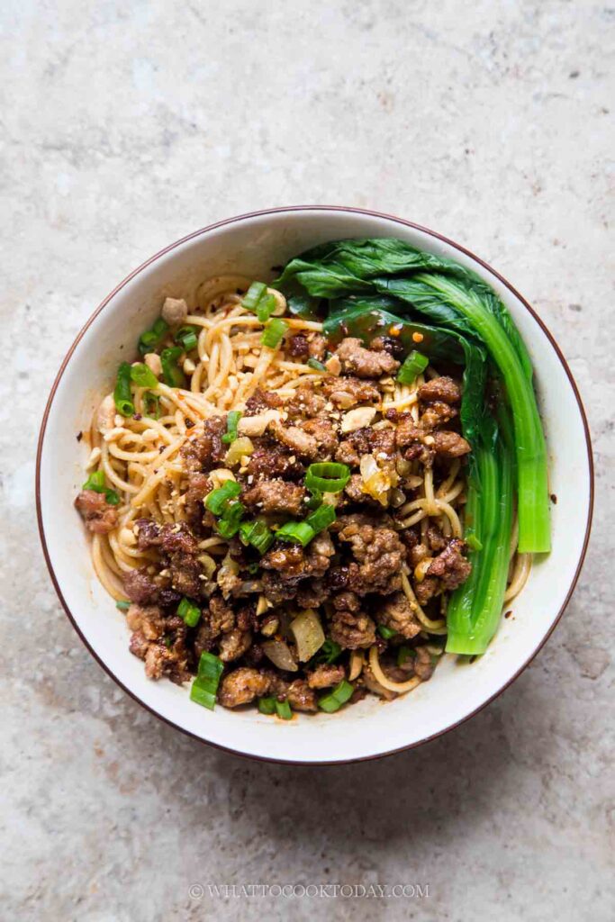 Dan Dan Mian (Spicy Sichuan Noodles)