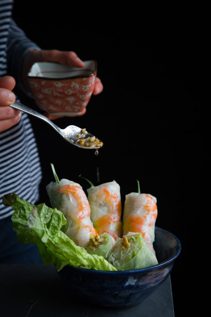 Vietnamese Fresh Spring Rolls (Goi Cuon)