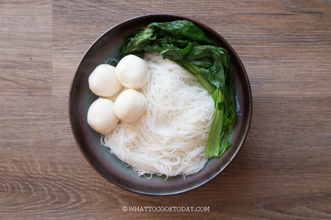 Easy Fish Ball Bee Hoon Noodle Soup