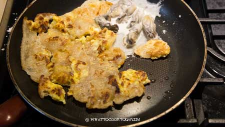 如何製作 蚵仔煎 / OR 蚵仔煎 (HAWKER FRIED OYSTER OMELETTE)