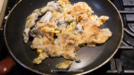 如何製作 蚵仔煎 / OR 蚵仔煎 (HAWKER FRIED OYSTER OMELETTE)