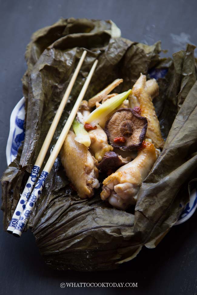 Steamed Chicken in Lotus Leaves ( 荷 葉 蒸 雞)