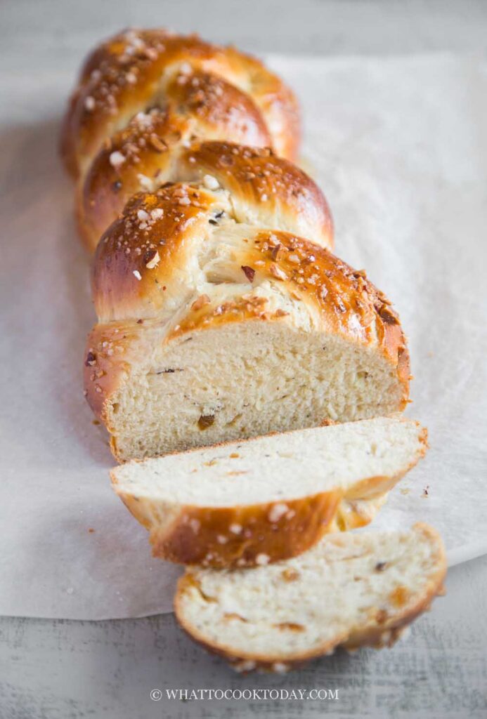 Finnish Cardamom Coffee Bread (Pulla/Nisu/Nisua)