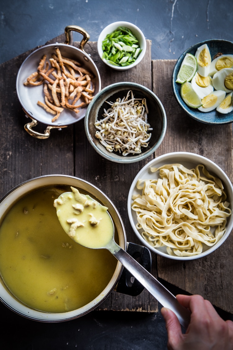 Burmese Coconut Chickpeas Noodle Soup (Ohn-No Khao Swe)