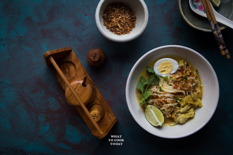 Burmese Mohinga (Rice Noodle Fish Soup)