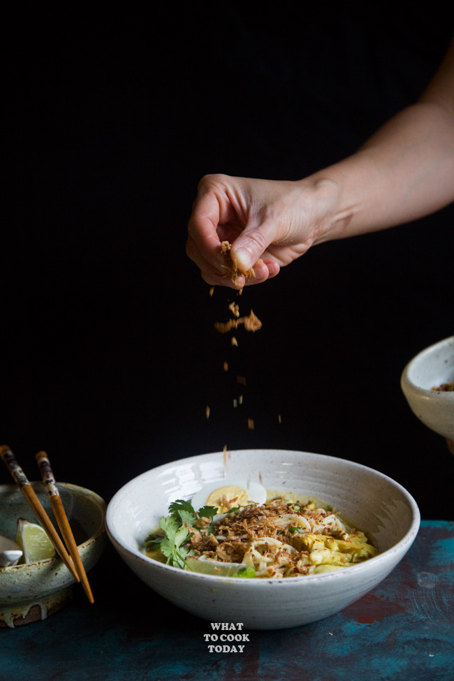 Burmese Mohinga (Rice Noodle Fish Soup)