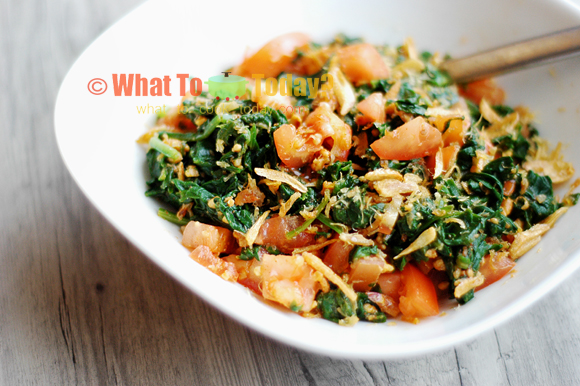 TOMATO AND SPINACH SALAD