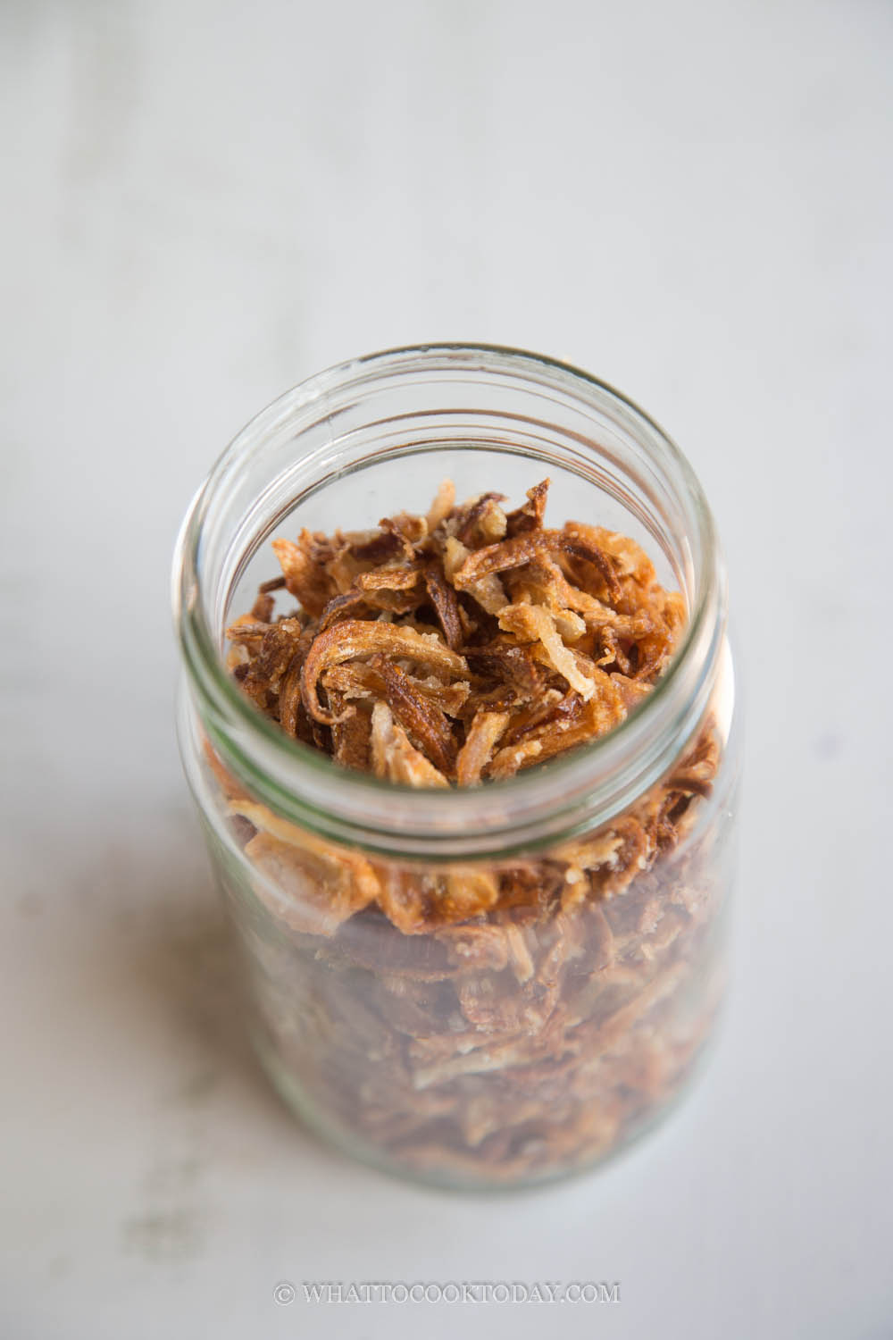 How To Make Asian Crispy Fried Shallots (Bawang Goreng) and Shallot Infused Oil