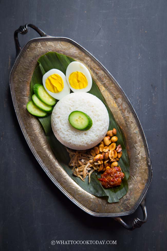 Easy Nasi Lemak (Singapore/Malaysia Coconut Milk Rice)