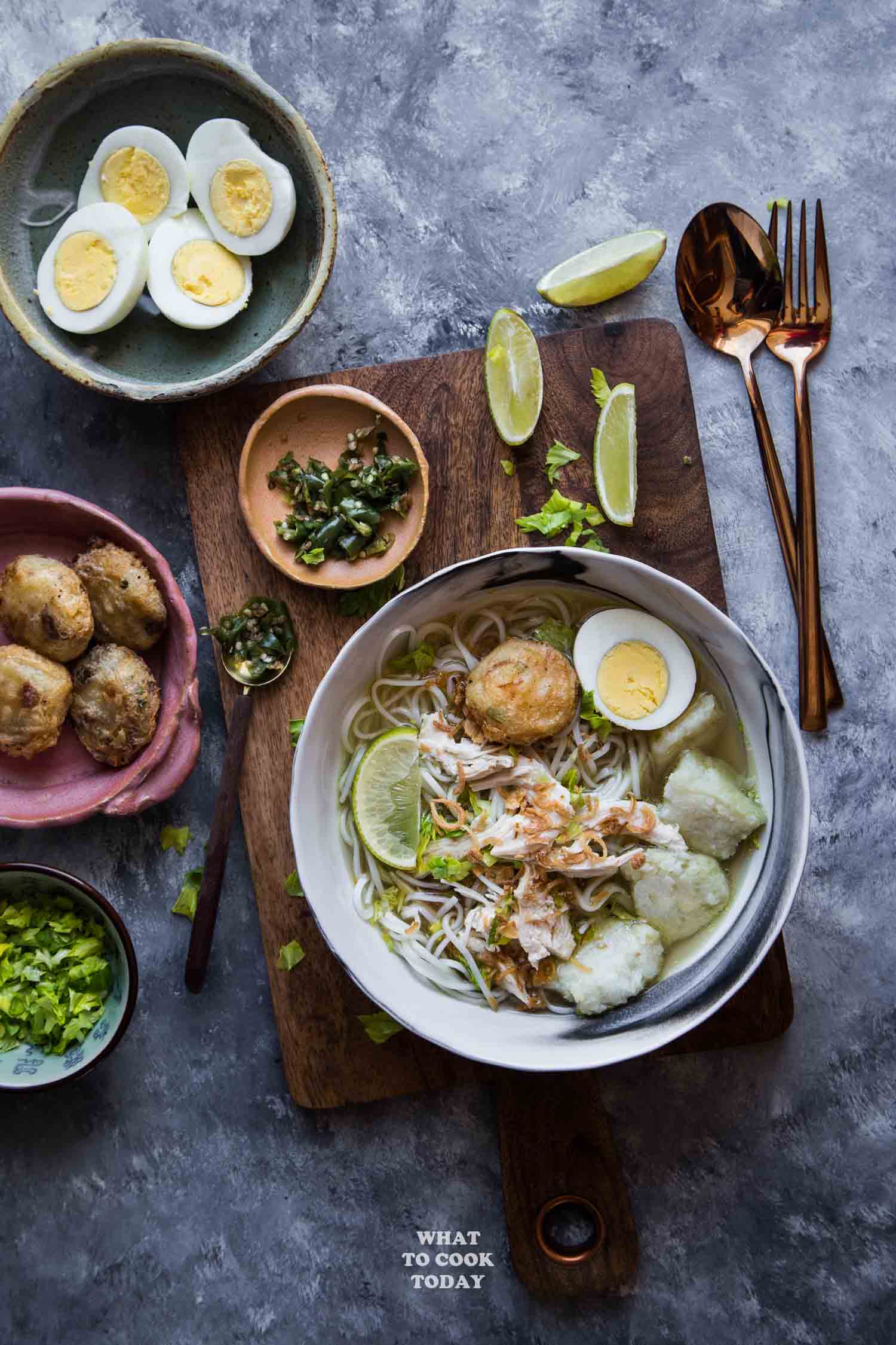 Soto Banjar (South Kalimantan Chicken Noodle Soup)