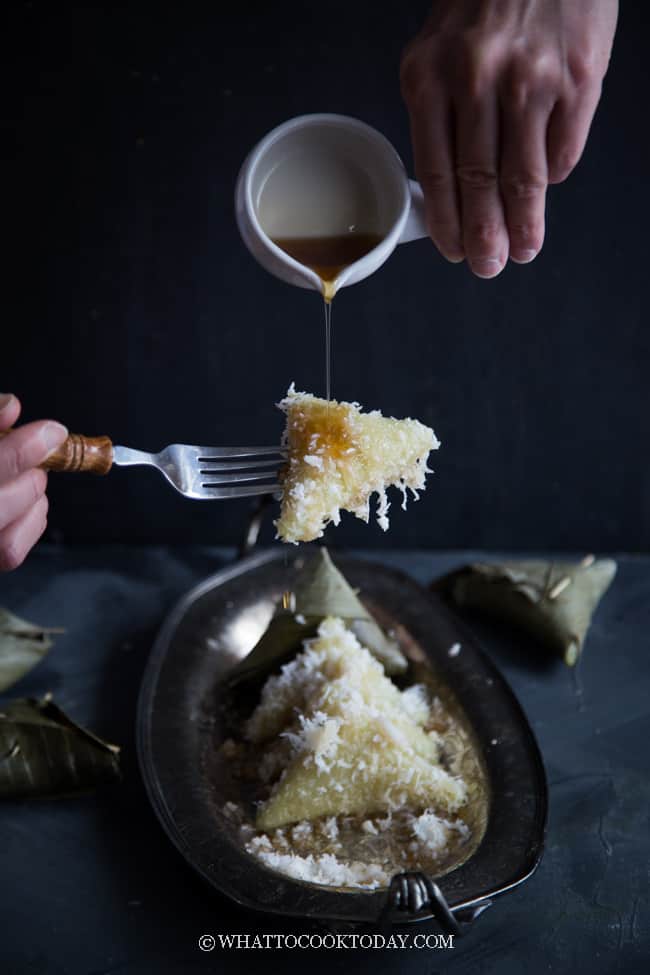 Kue Lupis Ketan / Sticky Rice Dumplings (Pressure Cooker or Boiling Method)
