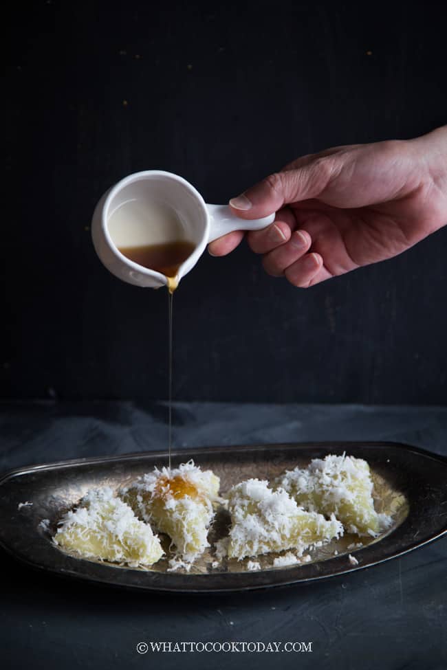 Kue Lupis Ketan / Sticky Rice Dumplings (Pressure Cooker or Boiling Method)