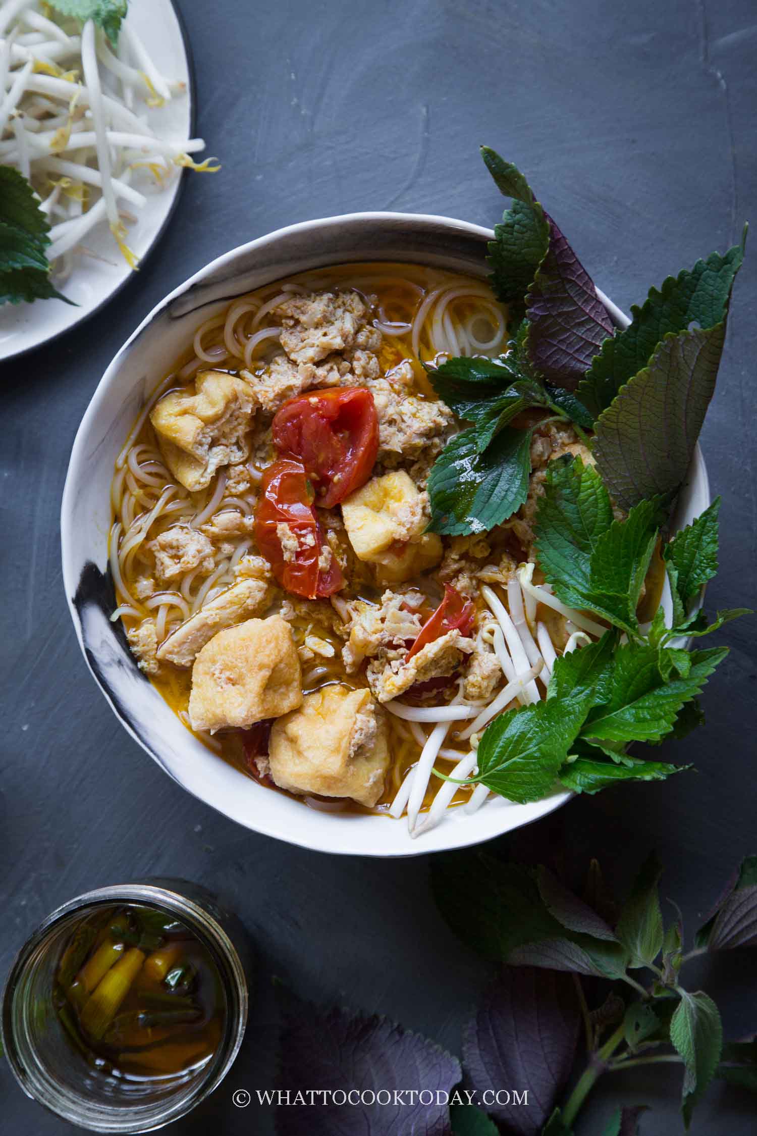 Enkel Deilig Bun Rieu Cua (Vietnamesisk Krabbe Noodle Soup)