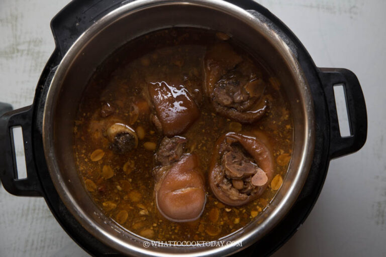 Chinese Braised Pork Hocks with Peanuts (Instant Pot)