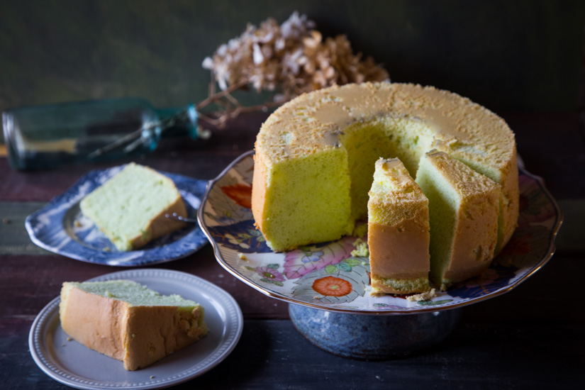 How To Make Soft and Fluffy Pandan Chiffon cake