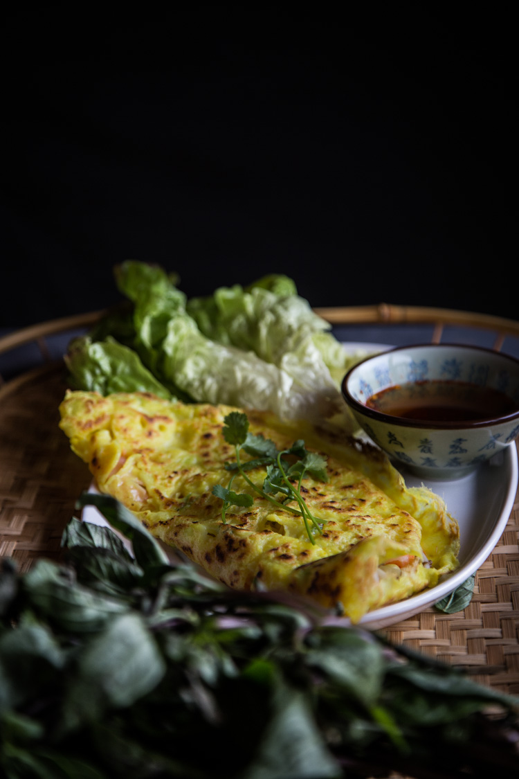 Vietnamese Sizzling Crepes (Banh Xeo)