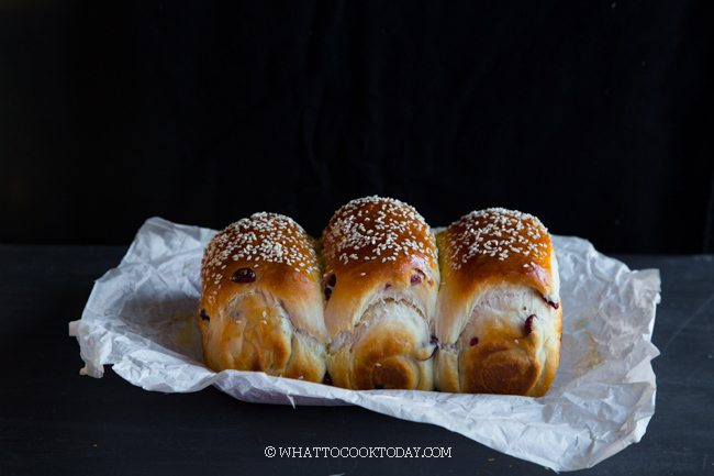 How To Make Soft And Fluffy Hokkaido Milk Bread Tang Zhong Method