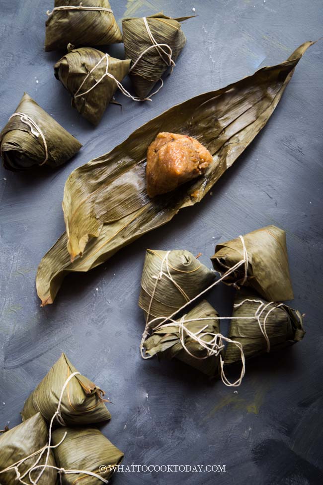 Fácil Hokkien Bak Chang (Zongzi-Doblecitos de arroz pegajoso)