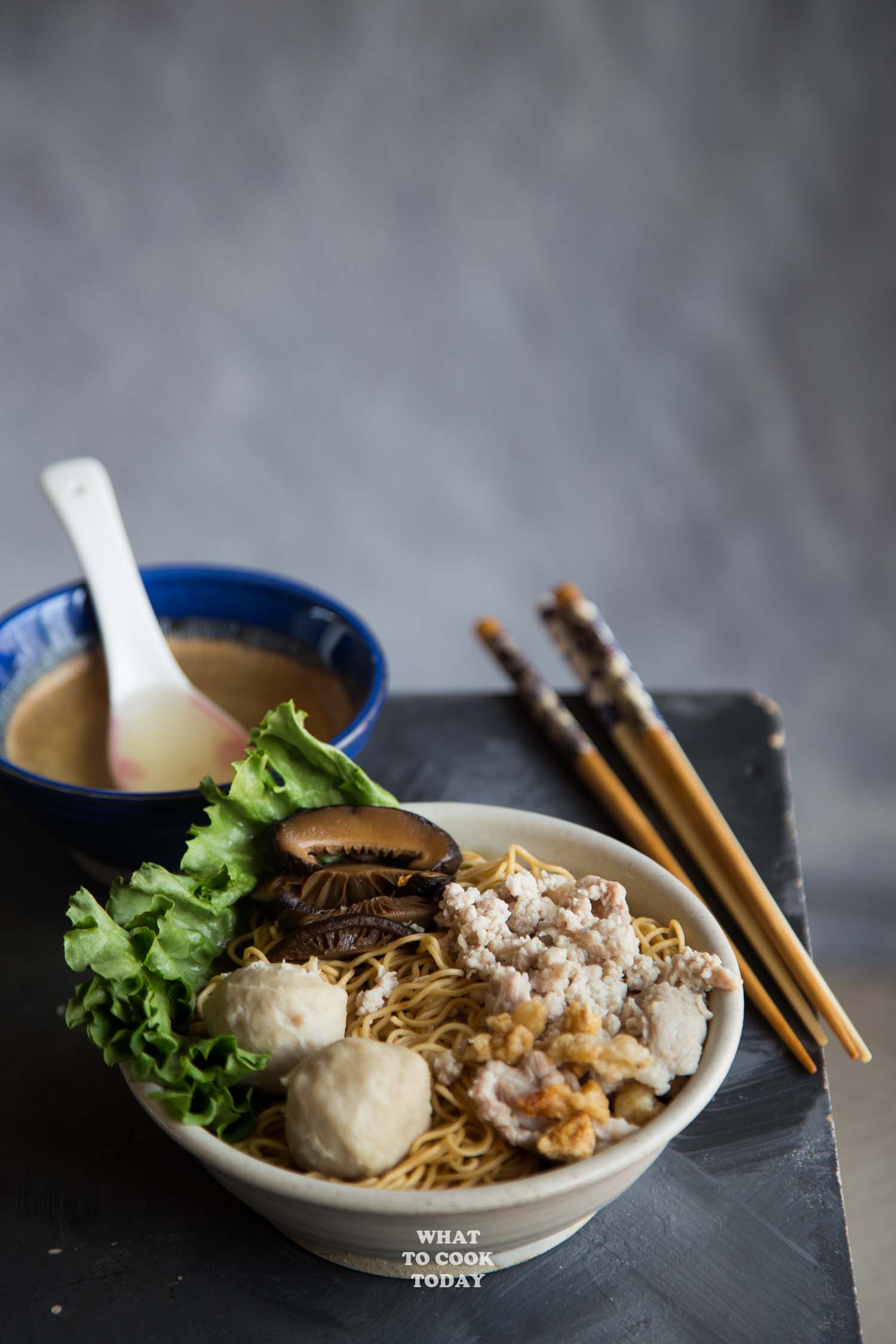 Easy Singapore Bak Chor Mee (Minced Pork Noodle)