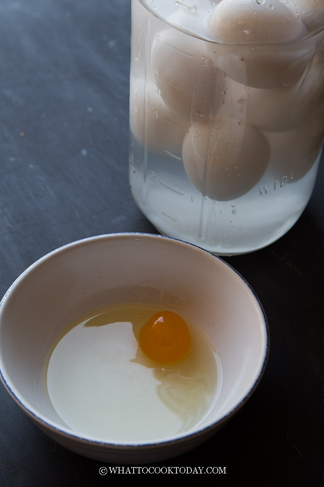 How To Make Salted Eggs (Brine Solution or Salt-Cured Egg Yolk)