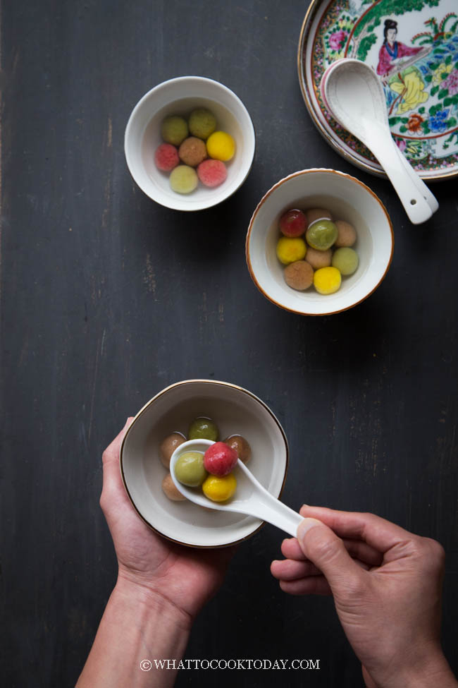 Tang Yuan / Wedang Ronde (with natural colors)