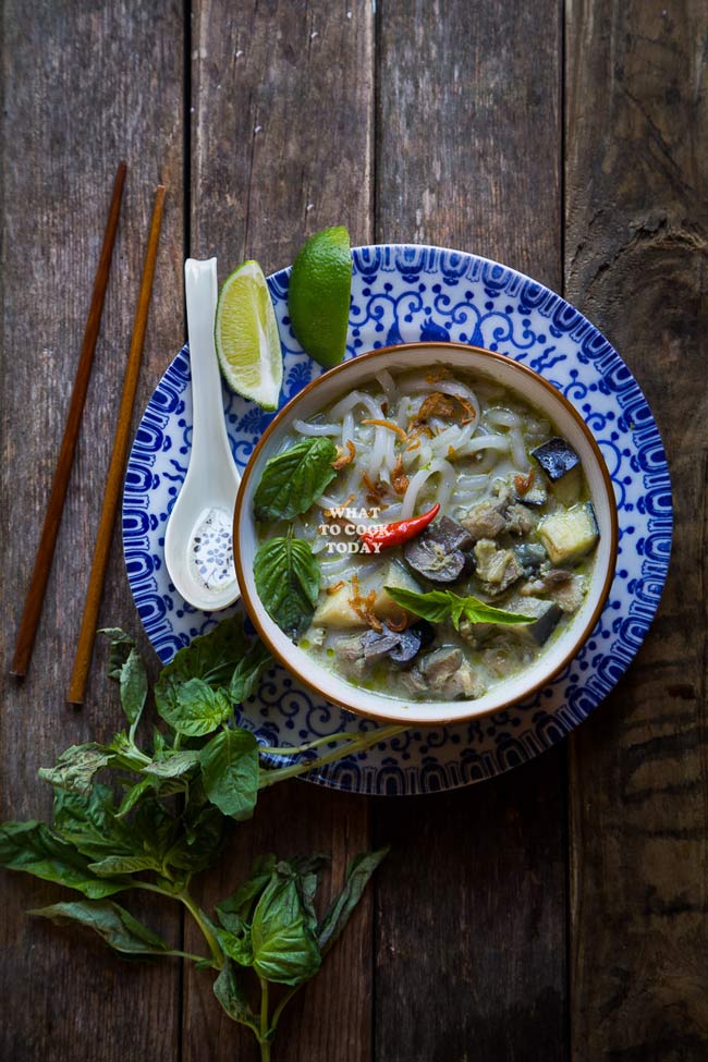 Easy Delicious Green Curry Laksa