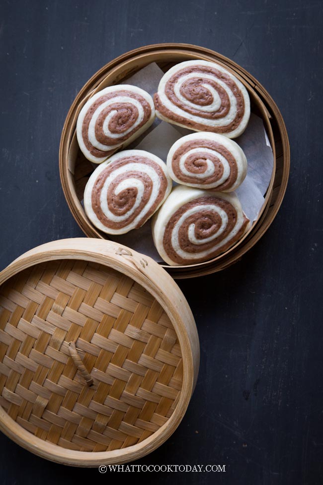 Soft and Fluffy Spiral Mantou (Chinese Steamed Buns)