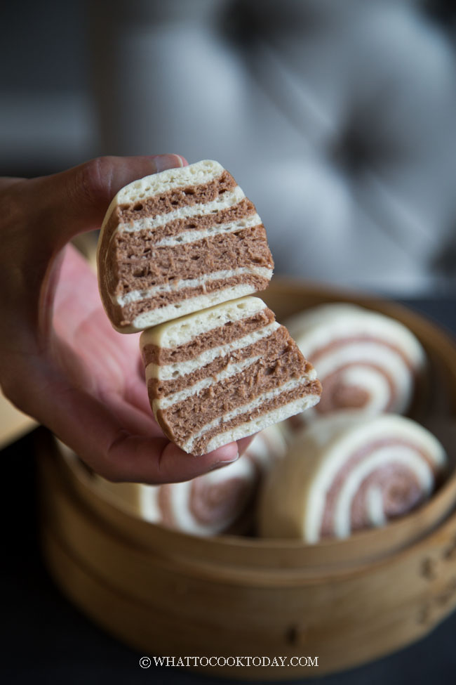 Soft and Fluffy Spiral Mantou (Chinese Steamed Buns)