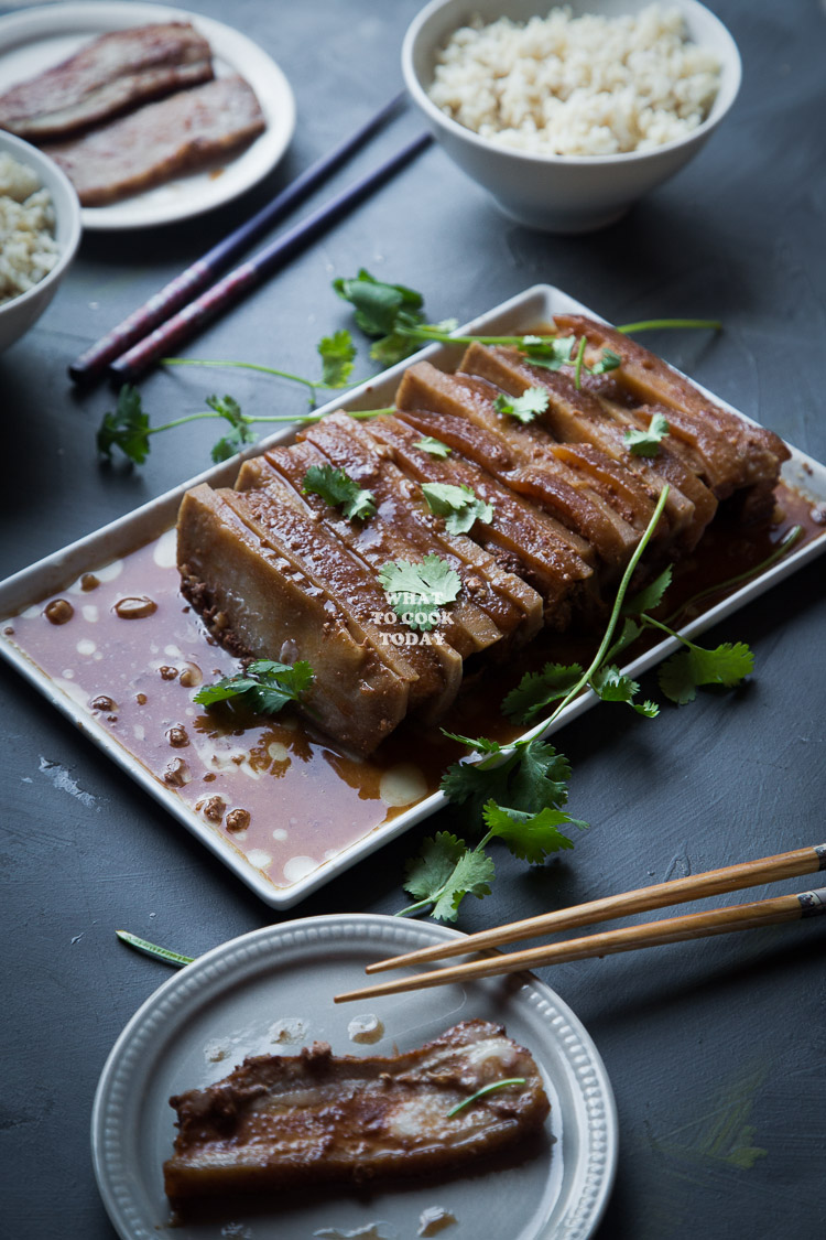 Hakka Kau Yuk (Pork Belly and Taro)
