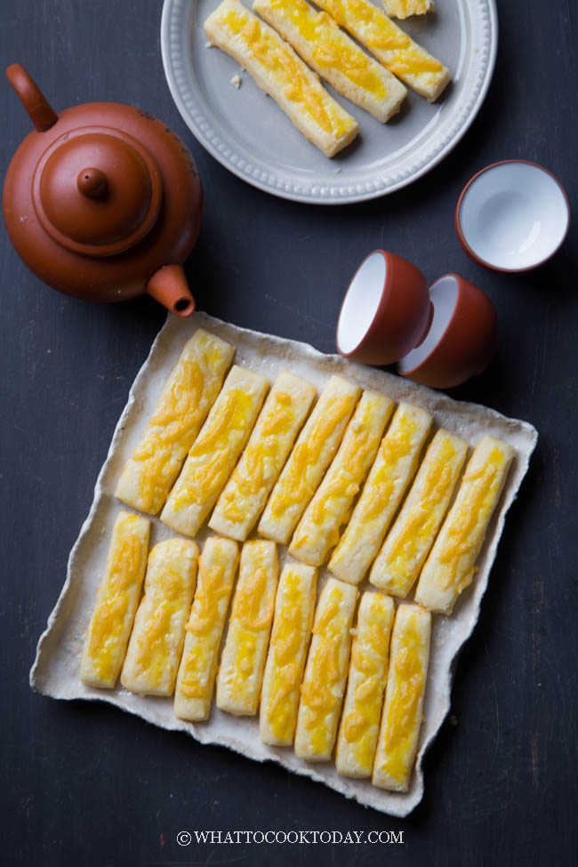 Kue Kastengel (Dutch-Indonesian Cheese Tarts)