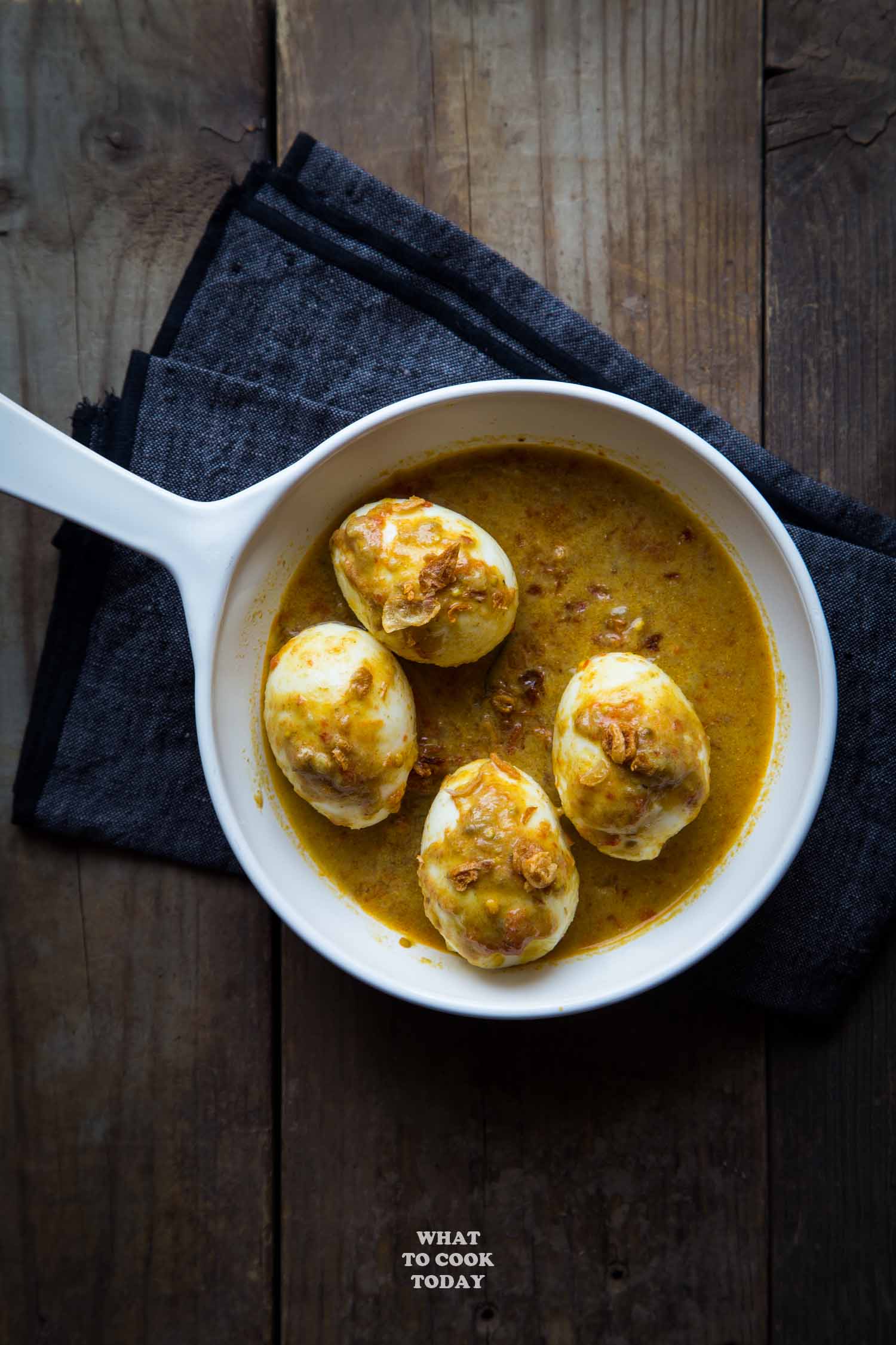  Gulai  Telur  Padang  Padang  style Eggs in Spicy Coconut 