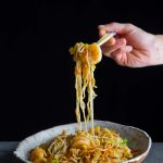 15-minute Stir-fried Shrimp Shirataki Noodles