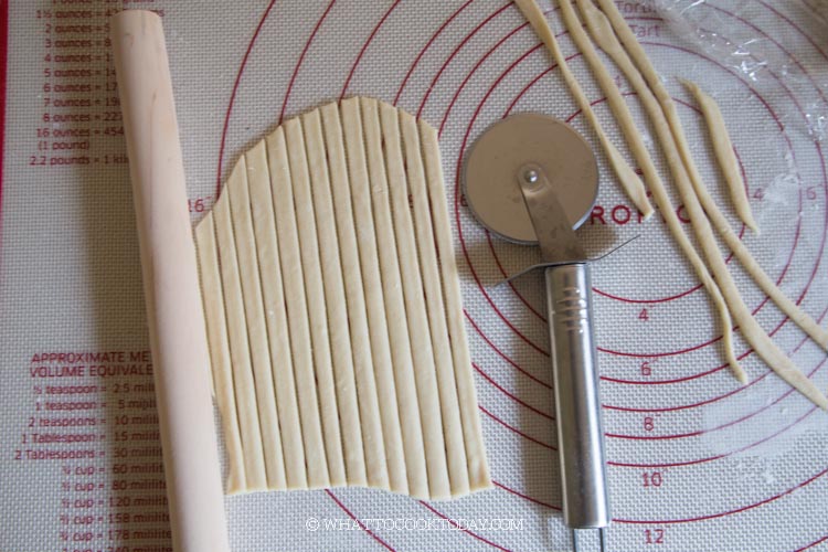 Ban Mian Minced Pork Noodle Soup (Flat Noodle Soup)