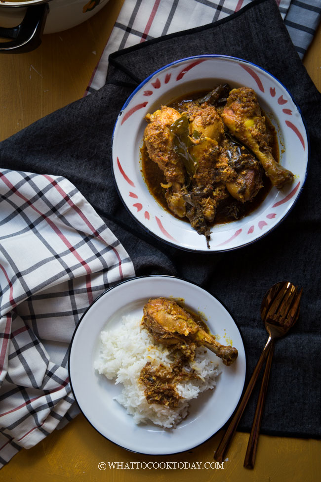 Ayam Kalio (Indonesian Wet Chicken Rendang)